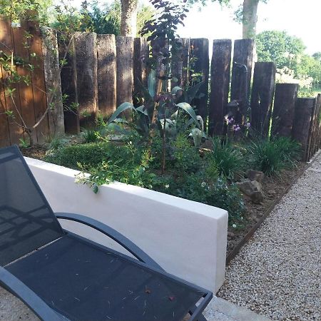 Studio Meuble Avec Terrasse Axe Rennes Saint Malo La Baussaine Экстерьер фото