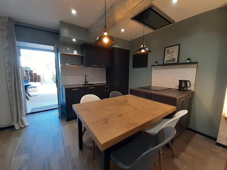 Studio Meuble Avec Terrasse Axe Rennes Saint Malo La Baussaine Экстерьер фото