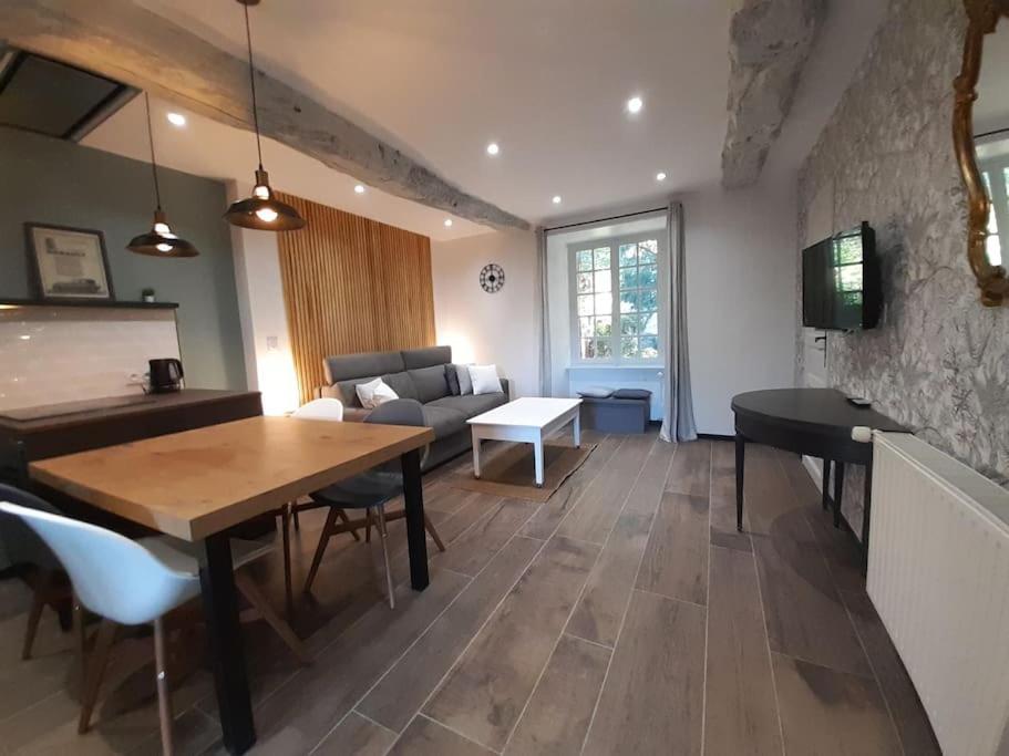 Studio Meuble Avec Terrasse Axe Rennes Saint Malo La Baussaine Экстерьер фото
